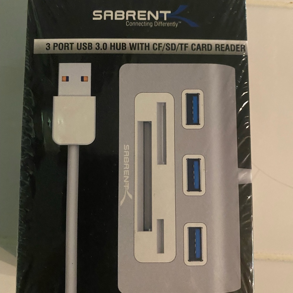 3 port USB and card reader